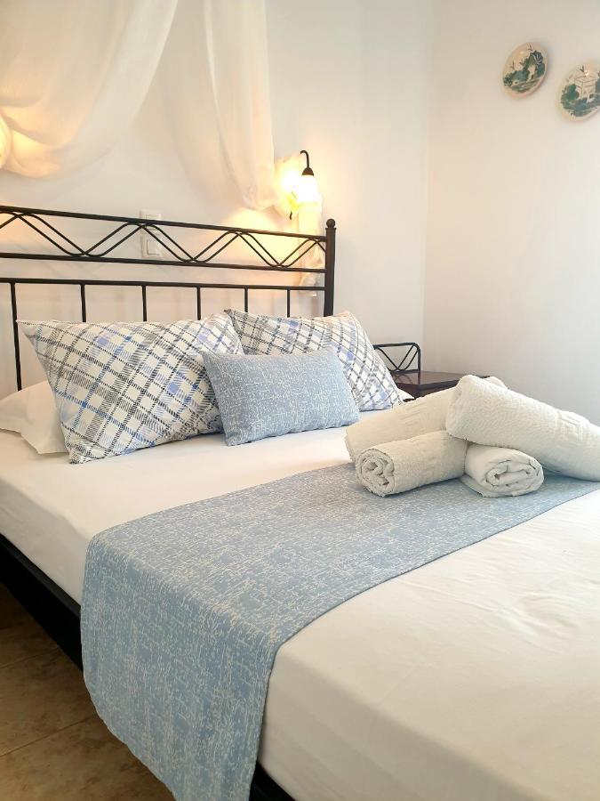 Sifnos Benaki Platis Gialos (Sifnos)