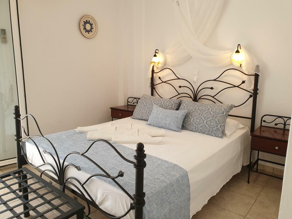 Sifnos Benaki 2*